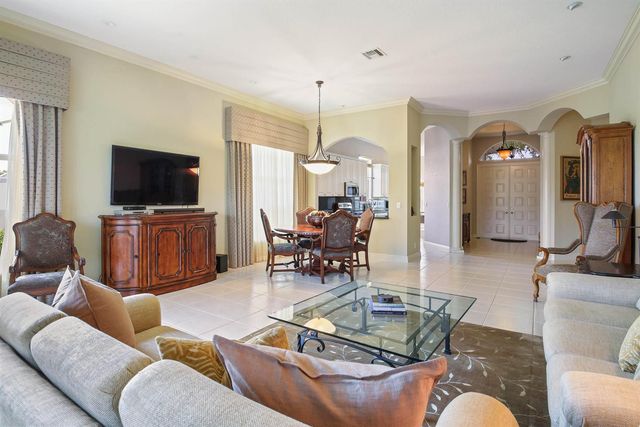 5743 Fountains Drive S, Lake Worth, FL 33467