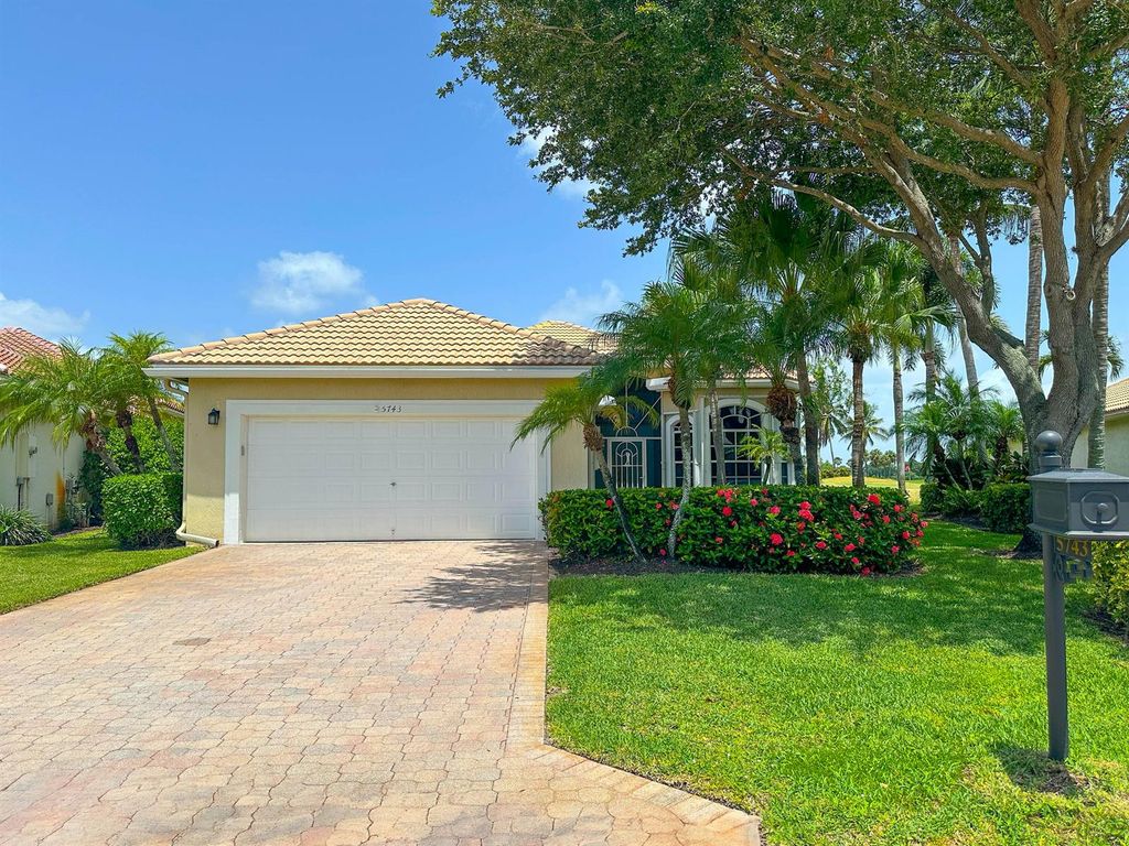 5743 Fountains Drive S, Lake Worth, FL 33467