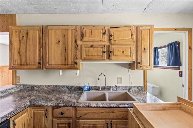 178 Pond Brook Road, Hinesburg, VT 05461