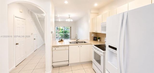 7931 Tuscany Ct 7931, Tamarac, FL 33321
