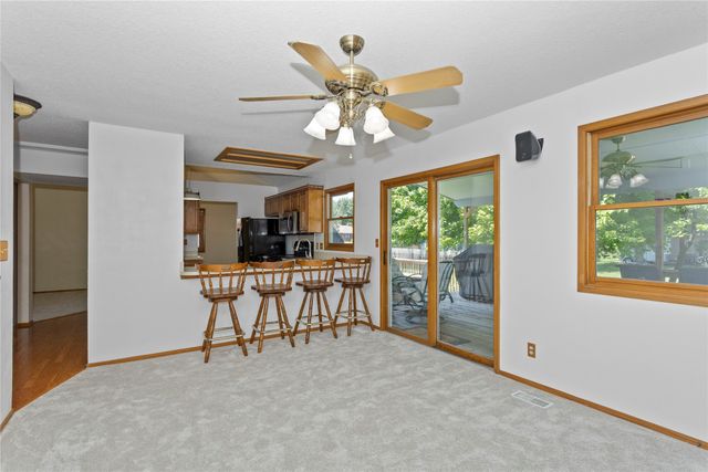 1006 SE Peterson Drive, Ankeny, IA 50021