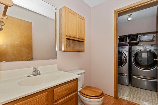 1006 SE Peterson Drive, Ankeny, IA 50021