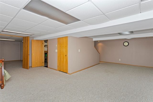 1006 SE Peterson Drive, Ankeny, IA 50021