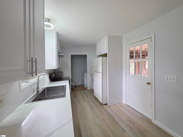 700 Welcome Avenue Extension, Greenville, SC 29611