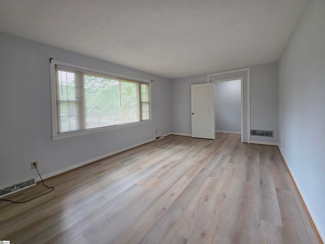 700 Welcome Avenue Extension, Greenville, SC 29611