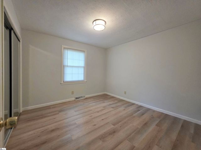 700 Welcome Avenue Extension, Greenville, SC 29611