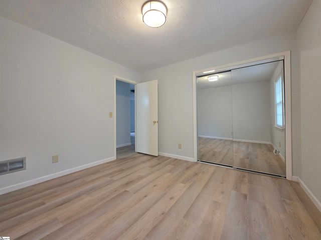 700 Welcome Avenue Extension, Greenville, SC 29611