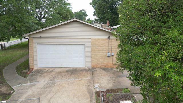 700 Welcome Avenue Extension, Greenville, SC 29611