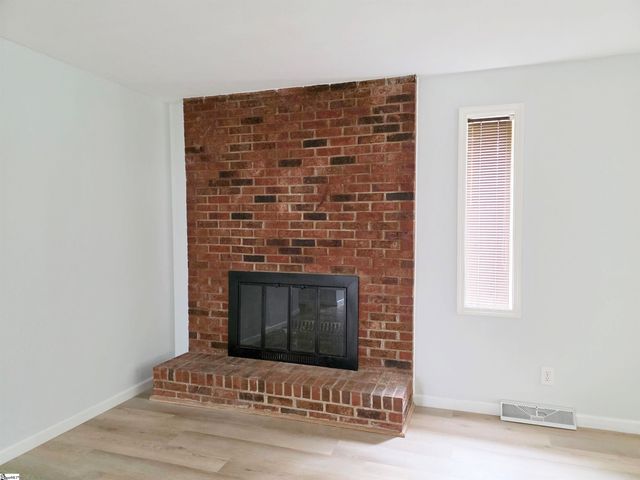 700 Welcome Avenue Extension, Greenville, SC 29611