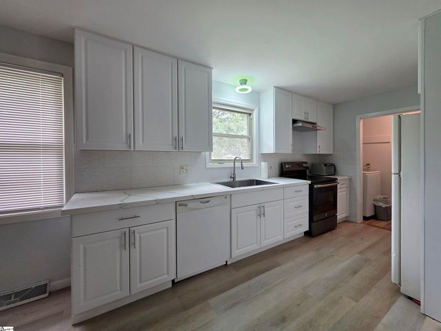 700 Welcome Avenue Extension, Greenville, SC 29611