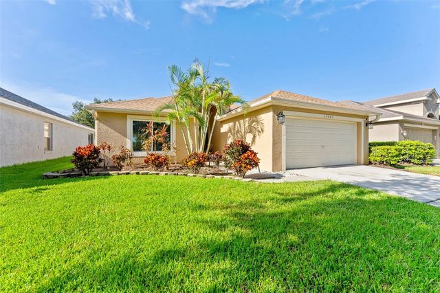 18843 MAISONS DRIVE, Lutz, FL 33558