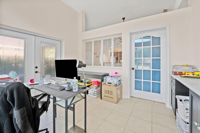 18843 MAISONS DRIVE, Lutz, FL 33558
