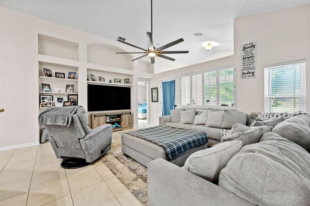 18843 MAISONS DRIVE, Lutz, FL 33558