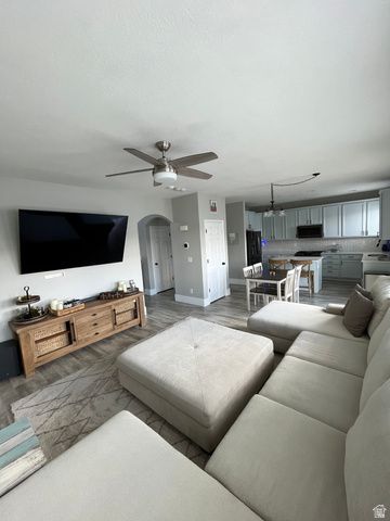 387 N TAYLOR RD, Saratoga Springs, UT 84045