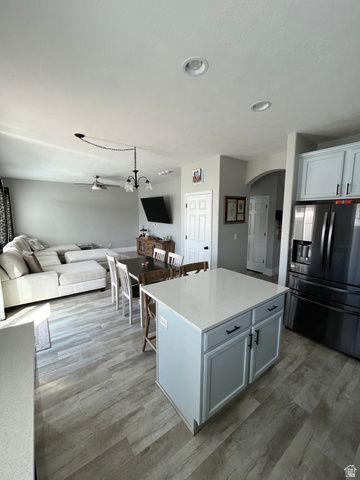 387 N TAYLOR RD, Saratoga Springs, UT 84045