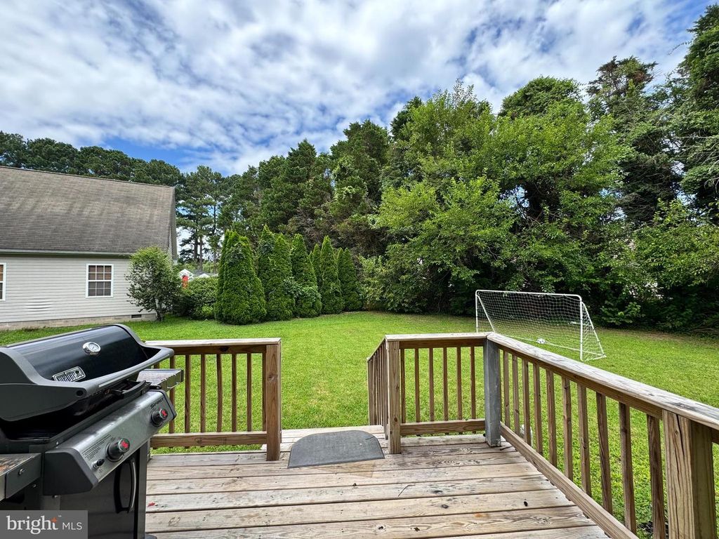 803 UPLAND DR, Salisbury, MD 21801