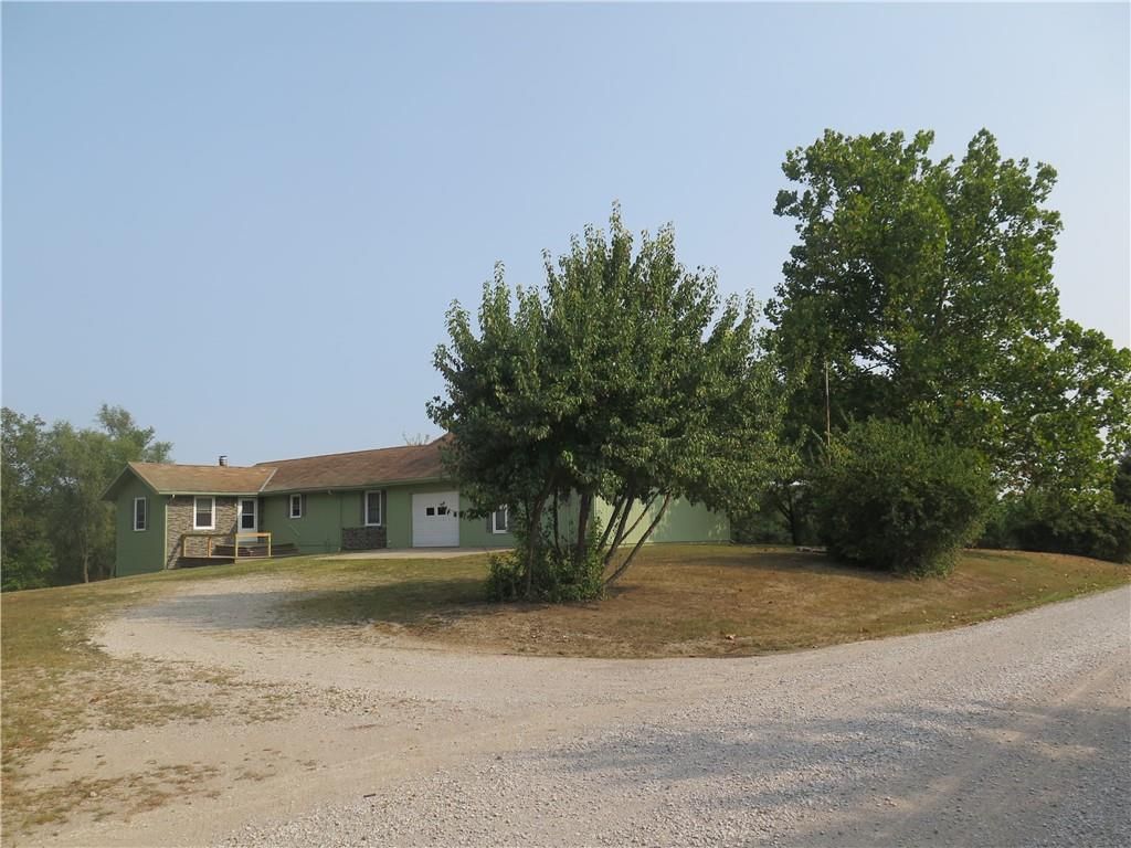 268 NW 1251st Road, Urich, MO 64788