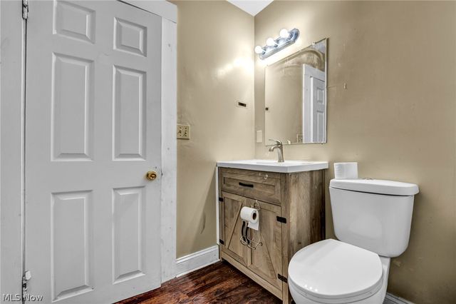 9908 Bessemer Avenue, Cleveland, OH 44104