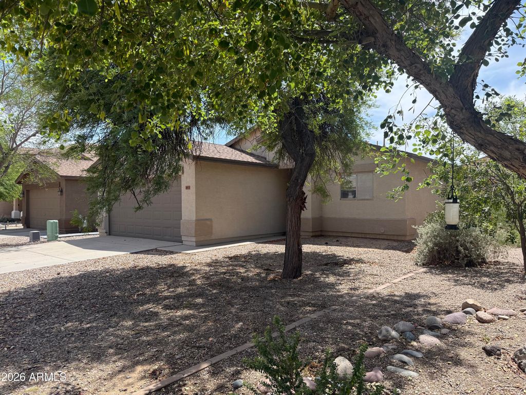 1033 E COWBOY COVE Trail, San Tan Valley, AZ 85143 — photo 2