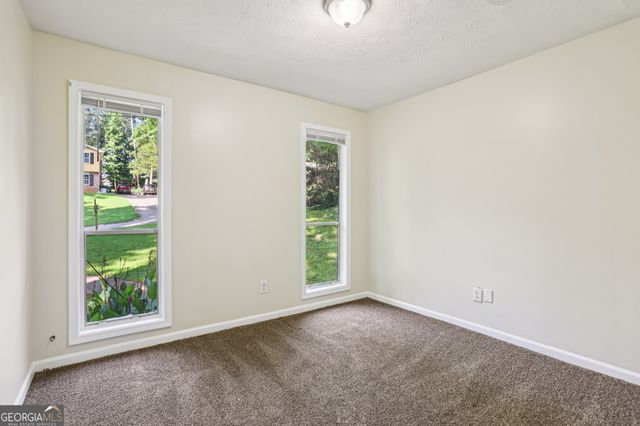 5802 Simone Drive, Stone Mountain, GA 30087