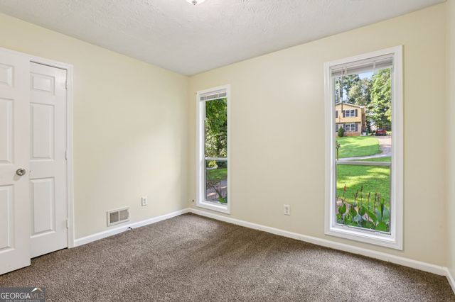 5802 Simone Drive, Stone Mountain, GA 30087