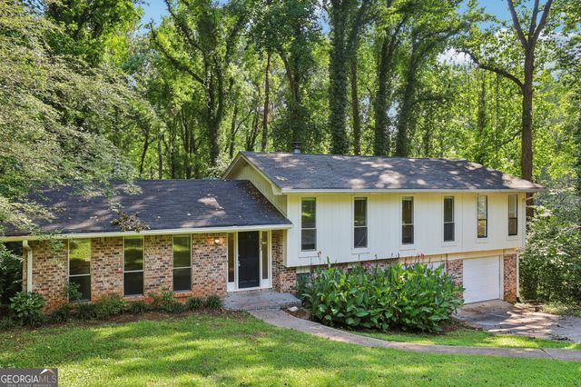 5802 Simone Drive, Stone Mountain, GA 30087