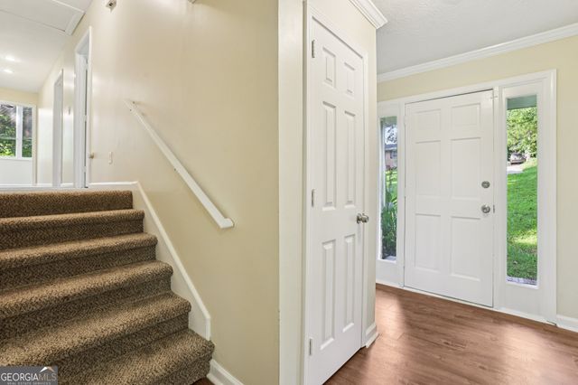 5802 Simone Drive, Stone Mountain, GA 30087