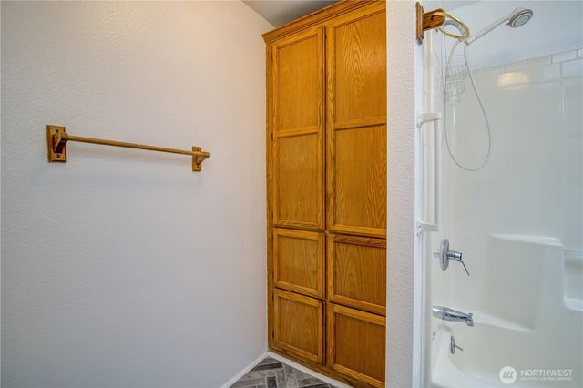 866 112th Street S, Tacoma, WA 98444