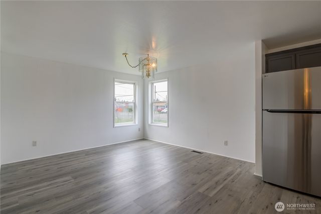 866 112th Street S, Tacoma, WA 98444