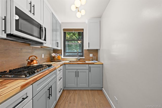 5 Rockledge Avenue 1A, Hartsdale, NY 10530