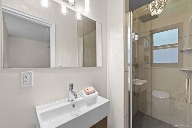 5 Rockledge Avenue 1A, Hartsdale, NY 10530