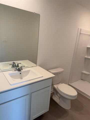9511 Dazzling Tentacle Dr, Baytown, TX 77521