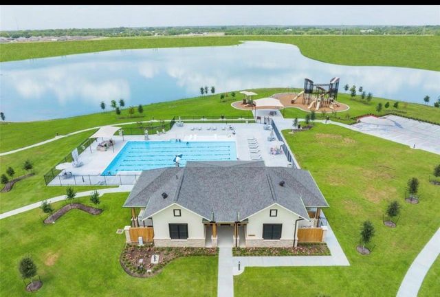9511 Dazzling Tentacle Dr, Baytown, TX 77521