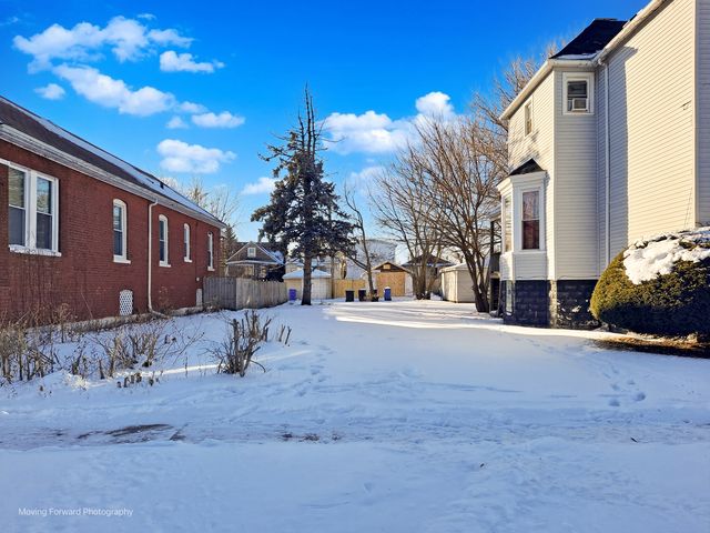 9318 S Cregier Avenue, Chicago, IL 60617