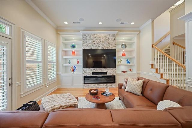 3004 Village Green Circle, Roswell, GA 30075