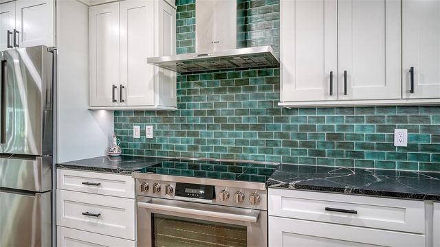 602 BUTTONWOOD DRIVE, Longboat Key, FL 34228