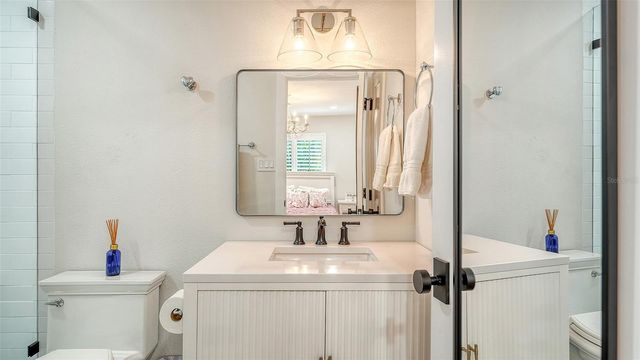 602 BUTTONWOOD DRIVE, Longboat Key, FL 34228