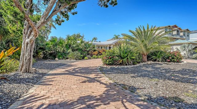 602 BUTTONWOOD DRIVE, Longboat Key, FL 34228