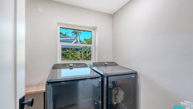 602 BUTTONWOOD DRIVE, Longboat Key, FL 34228