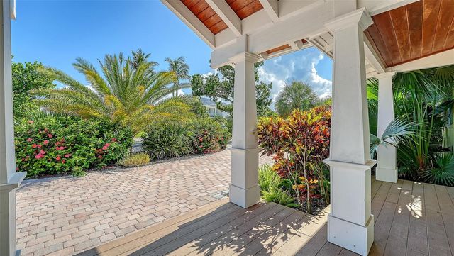 602 BUTTONWOOD DRIVE, Longboat Key, FL 34228