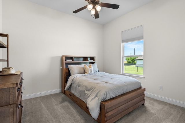 1509 Horseshoe Court, Justin, TX 76247