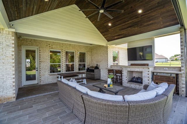 1509 Horseshoe Court, Justin, TX 76247