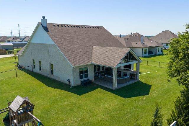 1509 Horseshoe Court, Justin, TX 76247