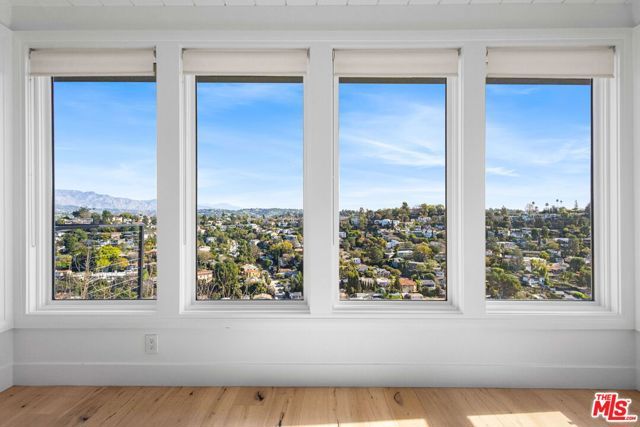 2226 Ronda Vista Drive, Los Angeles, CA 90027