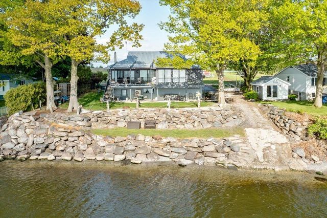 380 Lakewood Drive, Swanton, VT 05488
