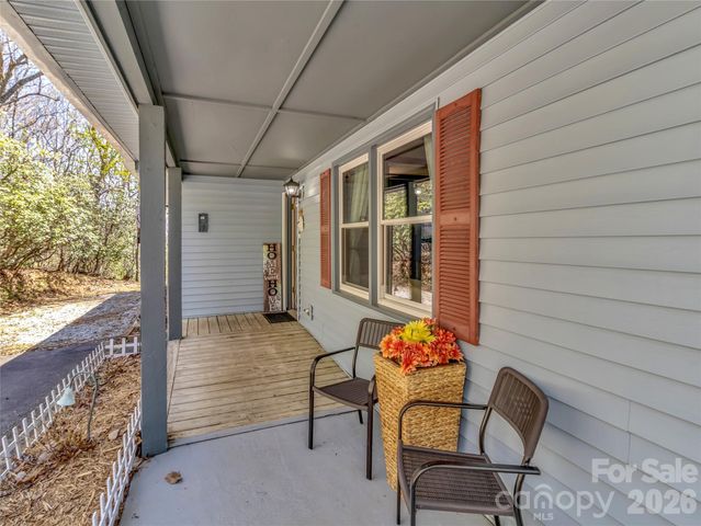 177 Laurel Lane, Otto, NC 28763