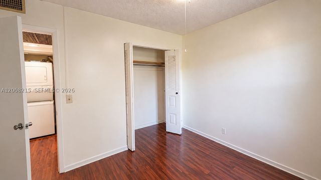 700 SW 128th Ave 209C, Pembroke Pines, FL 33027