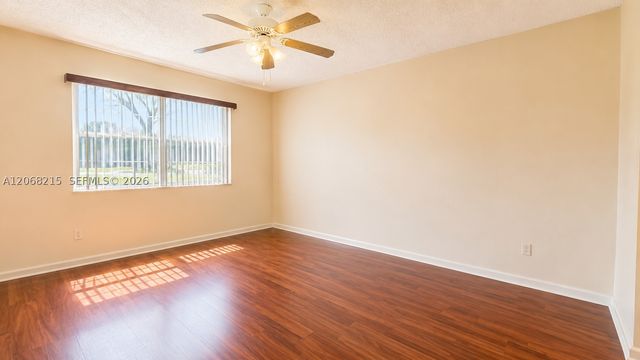 700 SW 128th Ave 209C, Pembroke Pines, FL 33027