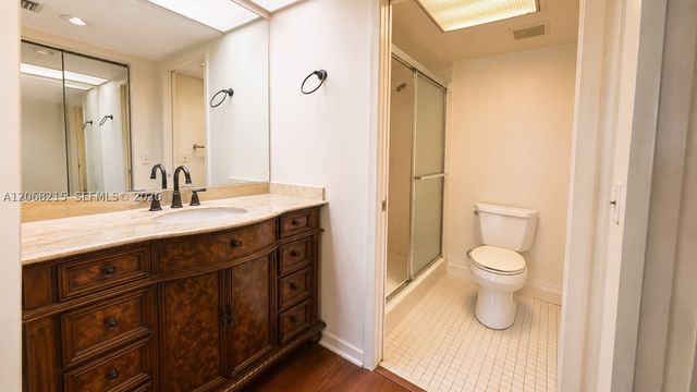 700 SW 128th Ave 209C, Pembroke Pines, FL 33027