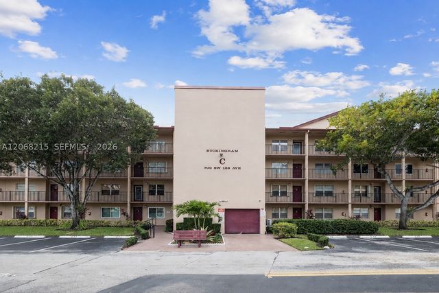 700 SW 128th Ave 209C, Pembroke Pines, FL 33027